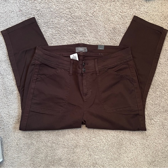 Torrid Cropped Aviator Jeans - Picture 7 of 9